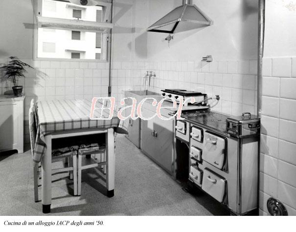 Bologna_1950 Arredo cucina di un alloggio IACP